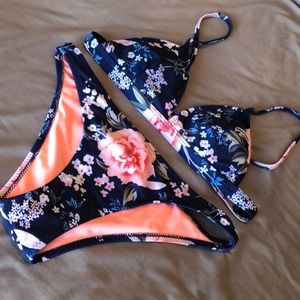 NEVER BEEN WORN! bikini!